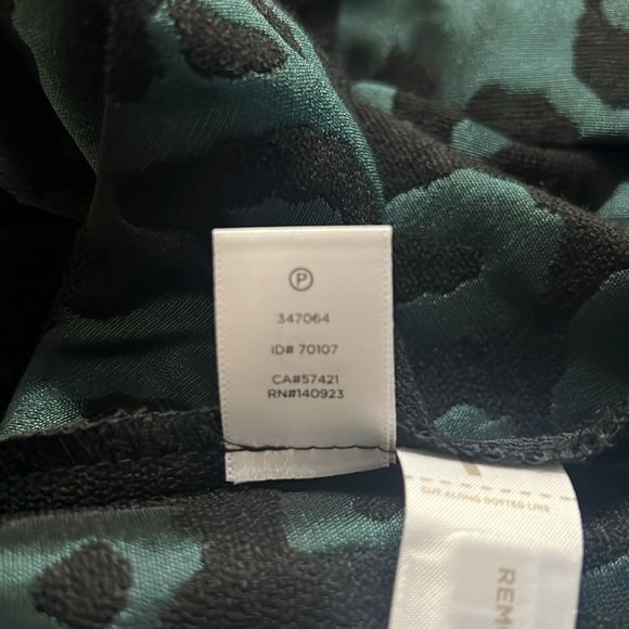 LOFT Fit & Flare Green & Black Leopard Print Jacquard V-neck Mini Dress Size 0 - Picture 8 of 8